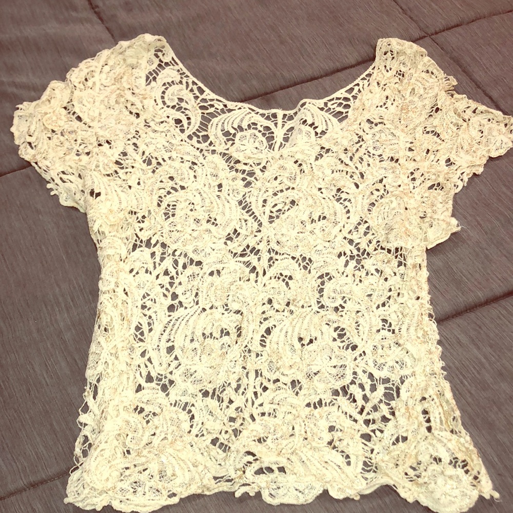 Lace overlay